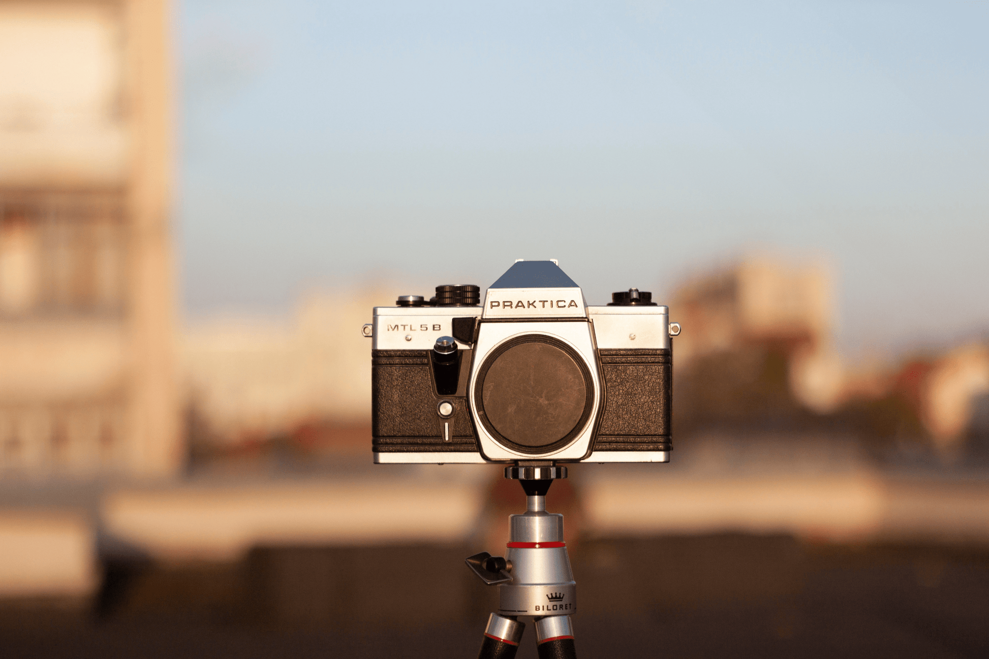 Olympus Zuiko Auto-S 50mm F1.8 Cine Mod lens w/ Anamorphic Bokeh | Canon EF! - TerPhoto Store